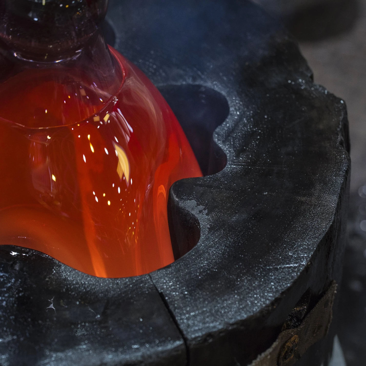 Iittala Alvar Aalto Vaas Cranberry 5 Iittala Alvar Aalto Vaas Cranberry - Afbeelding 3