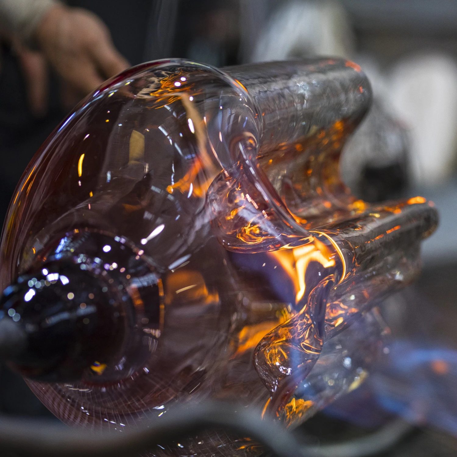 Iittala Alvar Aalto Vaas Cranberry 4 Iittala Alvar Aalto Vaas Cranberry - Afbeelding 2