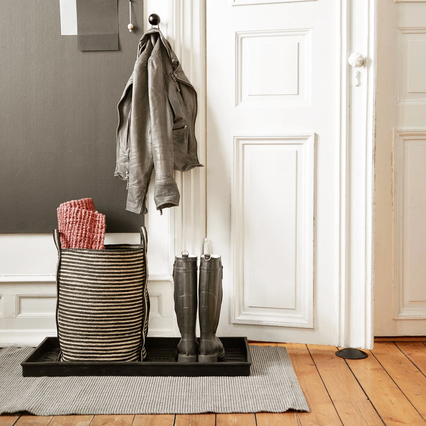 Dixie Fiona Jute Vloerkleed Grijs 4 Dixie Fiona Jute Vloerkleed Grijs - Afbeelding 2