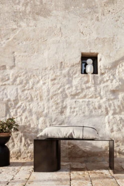 Ferm LIVING Hourglass Pot Klein Ø31 Cm -Sfeer Decoratie 36694 01 44 EnvironmentImage 4db1ef6e3f