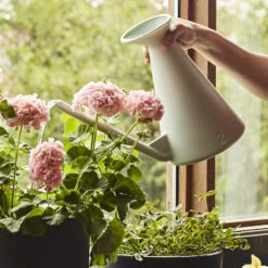 Hay Watering Can Waterkan 2 L -Sfeer Decoratie 44588 02 02 1790154554