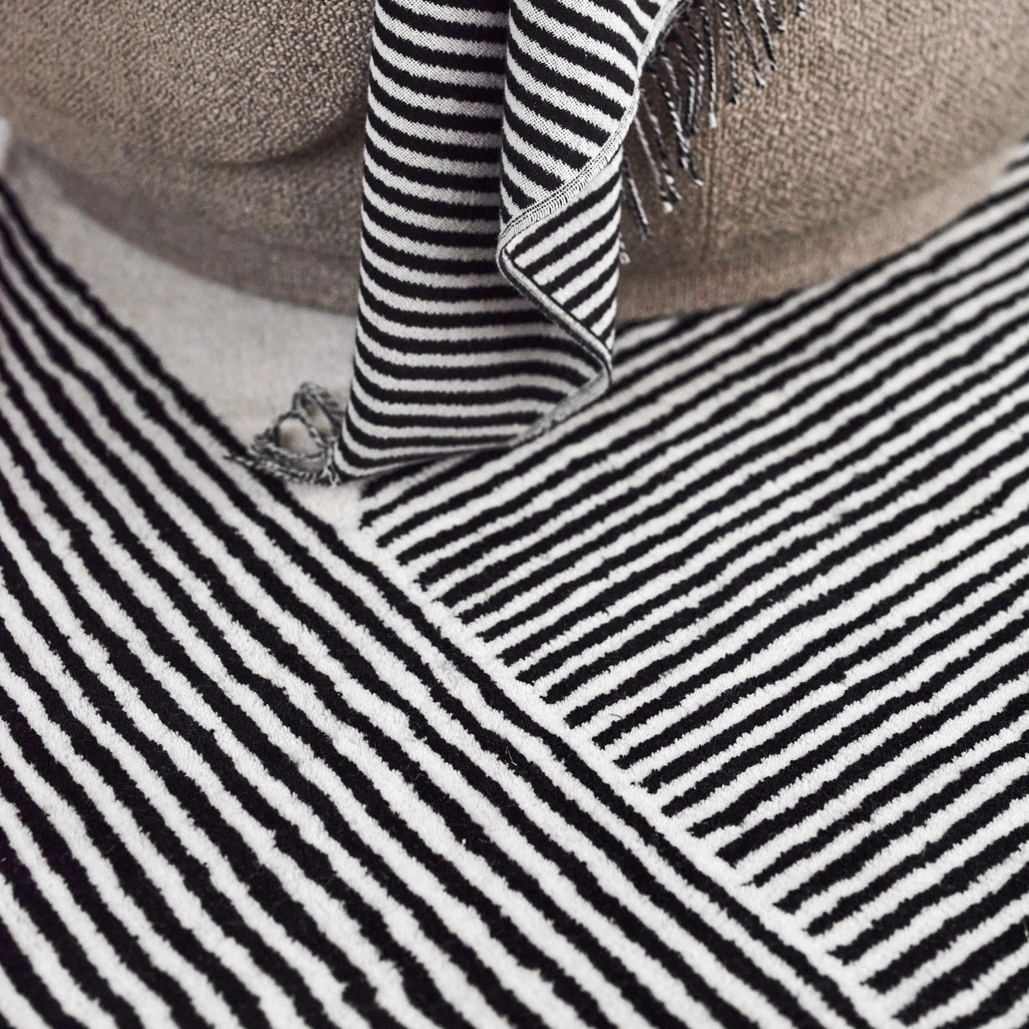 Stripes Wollen Vloerkleed Naturel Witte 5 Stripes Wollen Vloerkleed Naturel Witte - Afbeelding 3