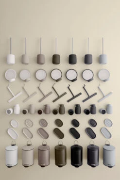 Blomus Sono Vanity Tafelspiegel Ø17 Cm 11 Blomus Sono Vanity Tafelspiegel Ø17 Cm -Sfeer Decoratie 502758 01 5 EnvironmentImage 0871fd15bf