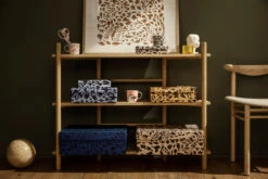 Iittala Oiva Toikka Cheetah Poster Bruin -Sfeer Decoratie 503919 01 2 EnvironmentImage 0e3f10d25e