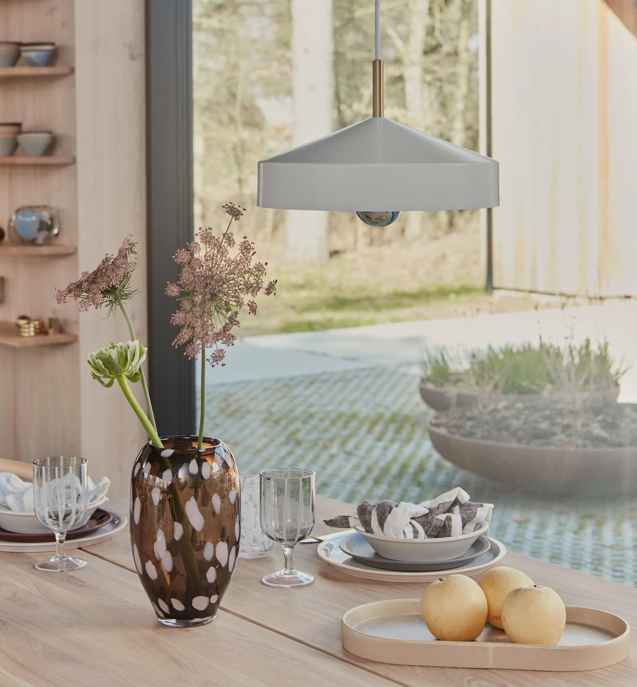 OYOY Aki Dienblad Ovaal 18x34 Cm 4 OYOY Aki Dienblad Ovaal 18x34 Cm - Afbeelding 2