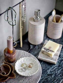 Bloomingville Lava Kandelaar 2-delig 9 Bloomingville Lava Kandelaar 2-delig -Sfeer Decoratie 576691 01 40 EnvironmentImage a695c91f0f