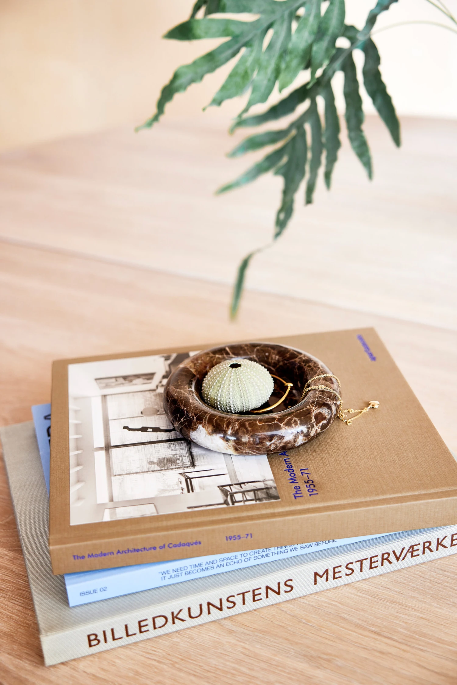 OYOY Savi Marmer Kandelaar Large H3 Cm 5 OYOY Savi Marmer Kandelaar Large H3 Cm - Afbeelding 3