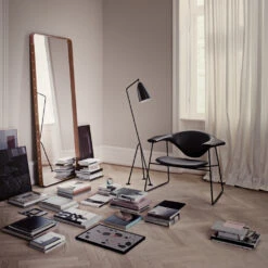 Gubi Adnet Vierkante Spiegel 9 Gubi Adnet Vierkante Spiegel -Sfeer Decoratie adnet rektangulC3A4r galleri 2 3029b831ad